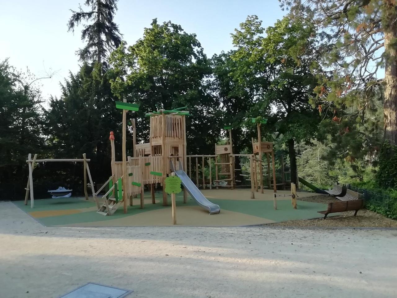 Chalet Les Accacias Vocance Екстериор снимка